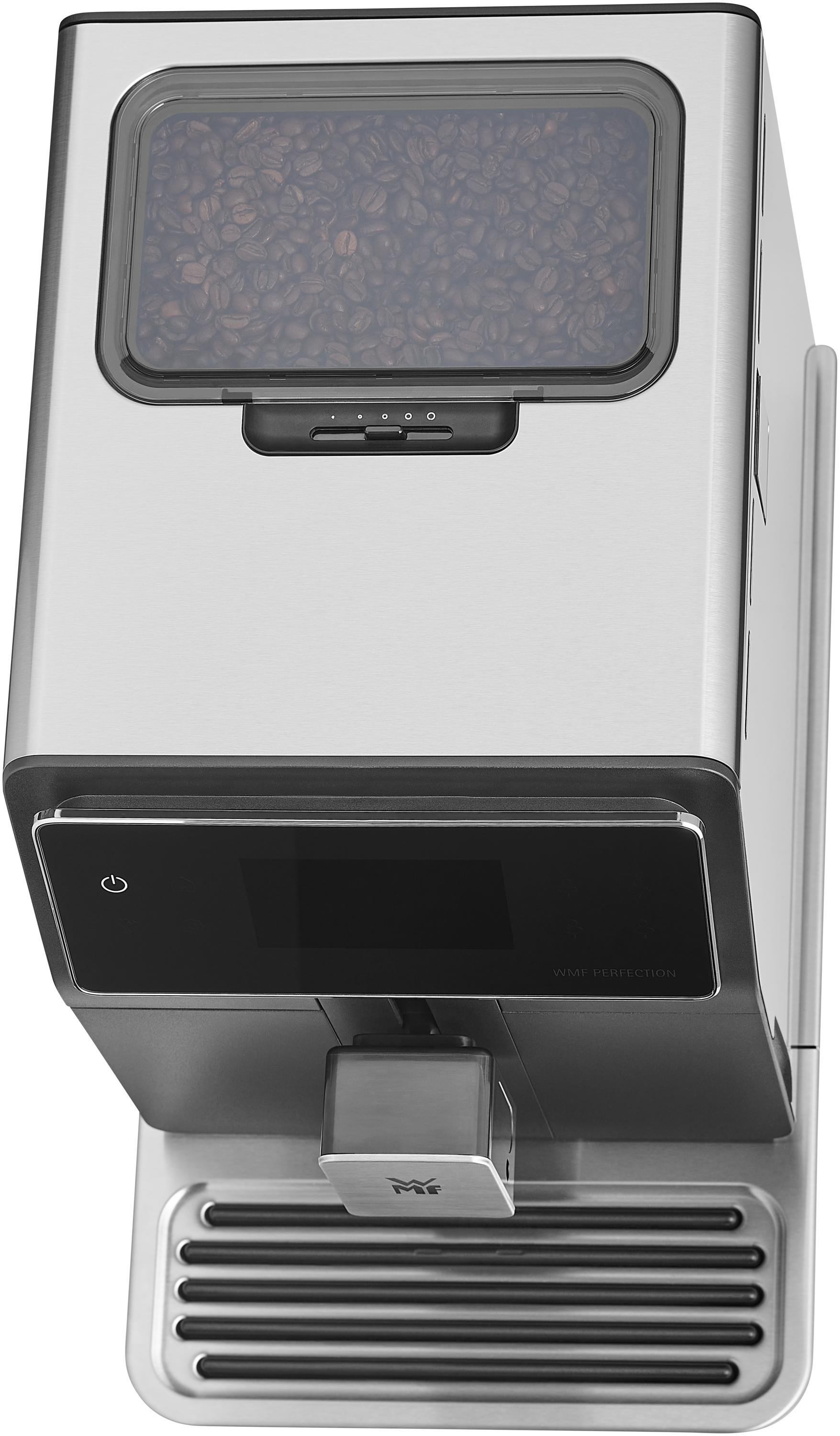 Eine Kaffeemaschine mit Bohnenbehälter, Display und Abtropfschale.
