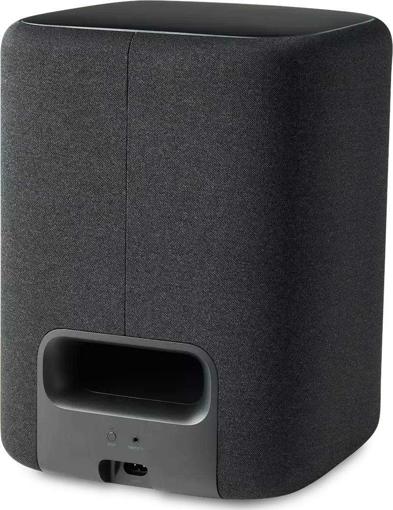 Zwarte rechthoekige subwoofer, met een poort en stroomingang.