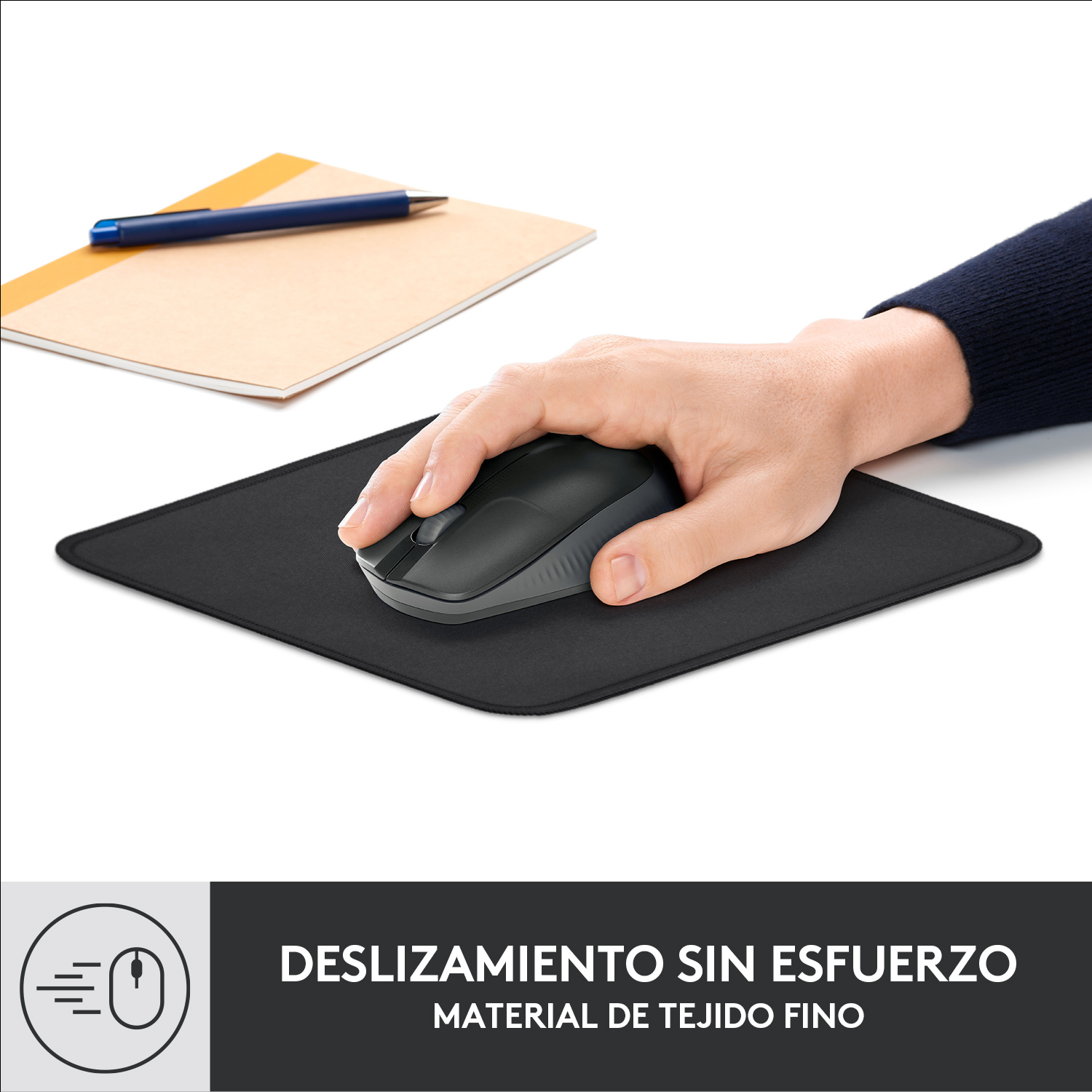 Persona usando un ratón en una alfombrilla negra. Texto: 'DESLIZAMIENTO SIN ESFUERZO'.