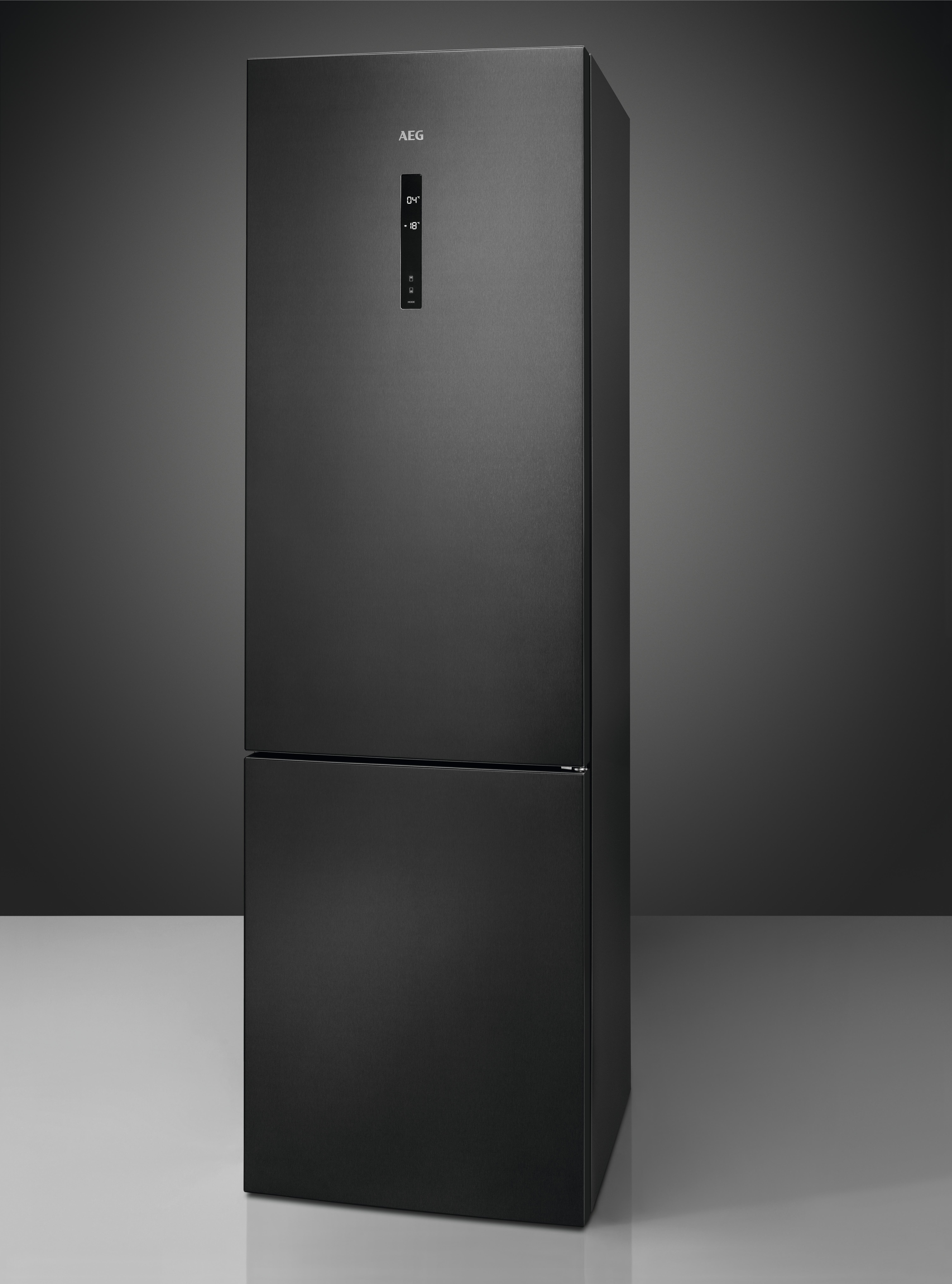 AEG RCB736D5MB Kühlgefrierkombination (D, 366 l, 2010 mm hoch, Black Stainless Steel/Dunklegrau)