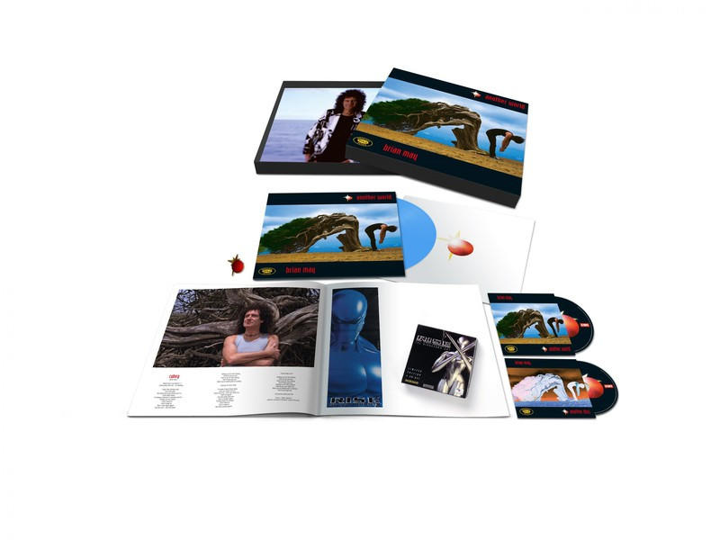Box-Set von 'Another World' von Brian May, mit Album-Cover, CD und Foto.
