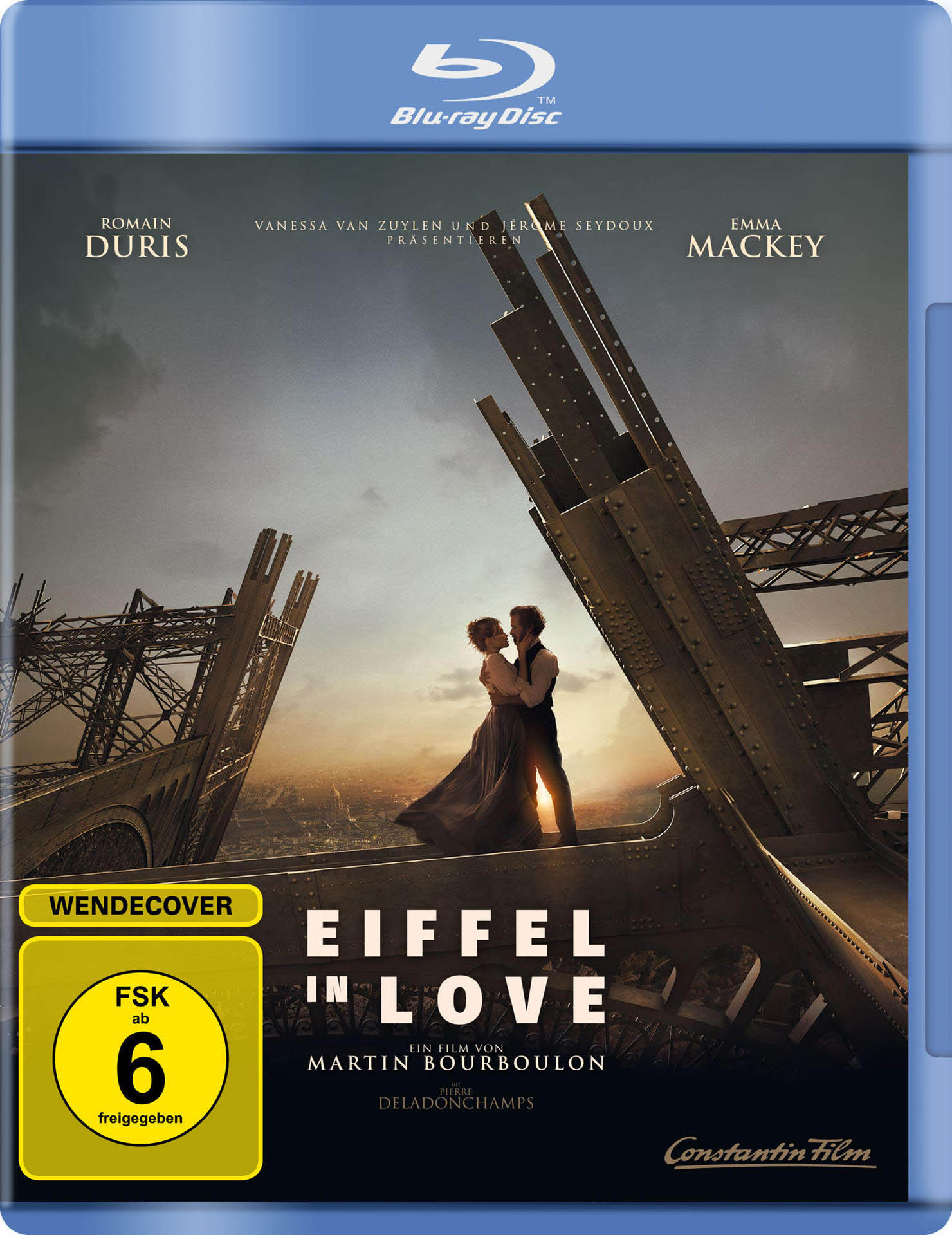 Eiffel in Love Blu-ray Cover. Ein Paar umarmt sich vor dem Eiffelturm, mit Filmdetails.