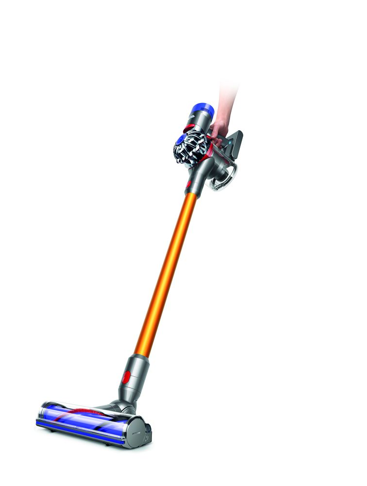Aspiradora Dyson V11 Outsize, tubo naranja, detalles grises y azules, sobre fondo blanco.
