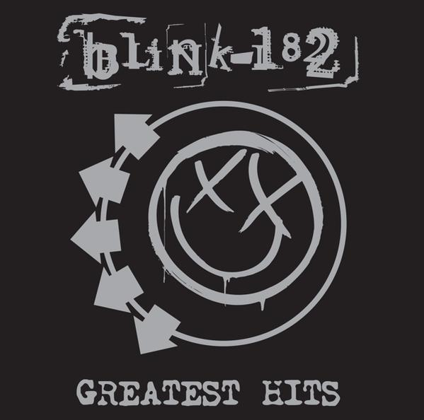 A Blink-182 'Greatest Hits' albumának borítója. Egy mosolygós arc látható egy körben, nyilakkal körülvéve, a zenekar nevével felül.