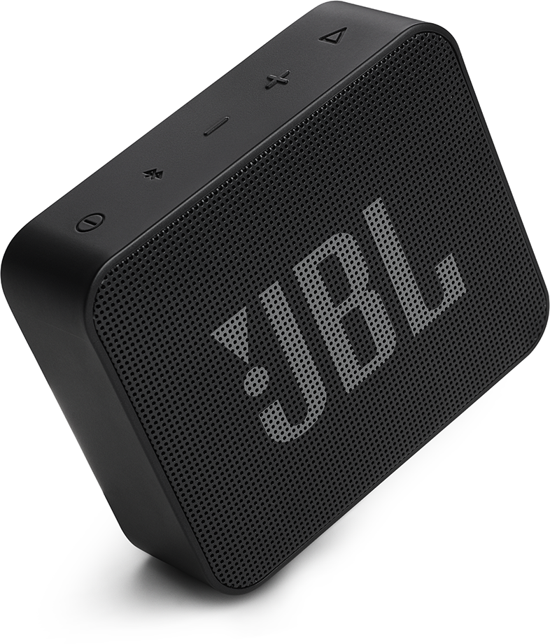 Fekete JBL Go 2 hangszóró, szögletes felvétel, a JBL logóval és a vezérlőgombokkal.