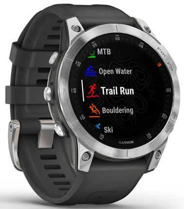 Montre connectée argentée avec bracelet noir affichant les modes d'entraînement.