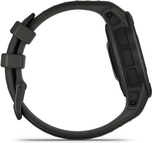 Zwarte smartwatch van de zijkant, met knoppen en bandje.