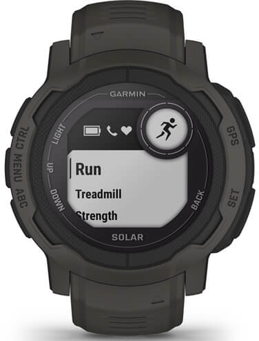 Een zwarte Garmin smartwatch met een hardloopdisplay met activiteitsopties.