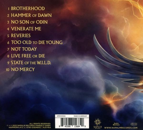 CD-Cover mit Trackliste. Dunkler Hintergrund, Text und ein stilisiertes Bild eines Vogels.