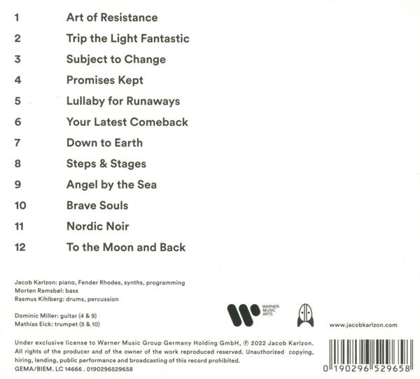 Album-Trackliste mit 12 Songtiteln, Credits und einem Warner Music Group-Logo.