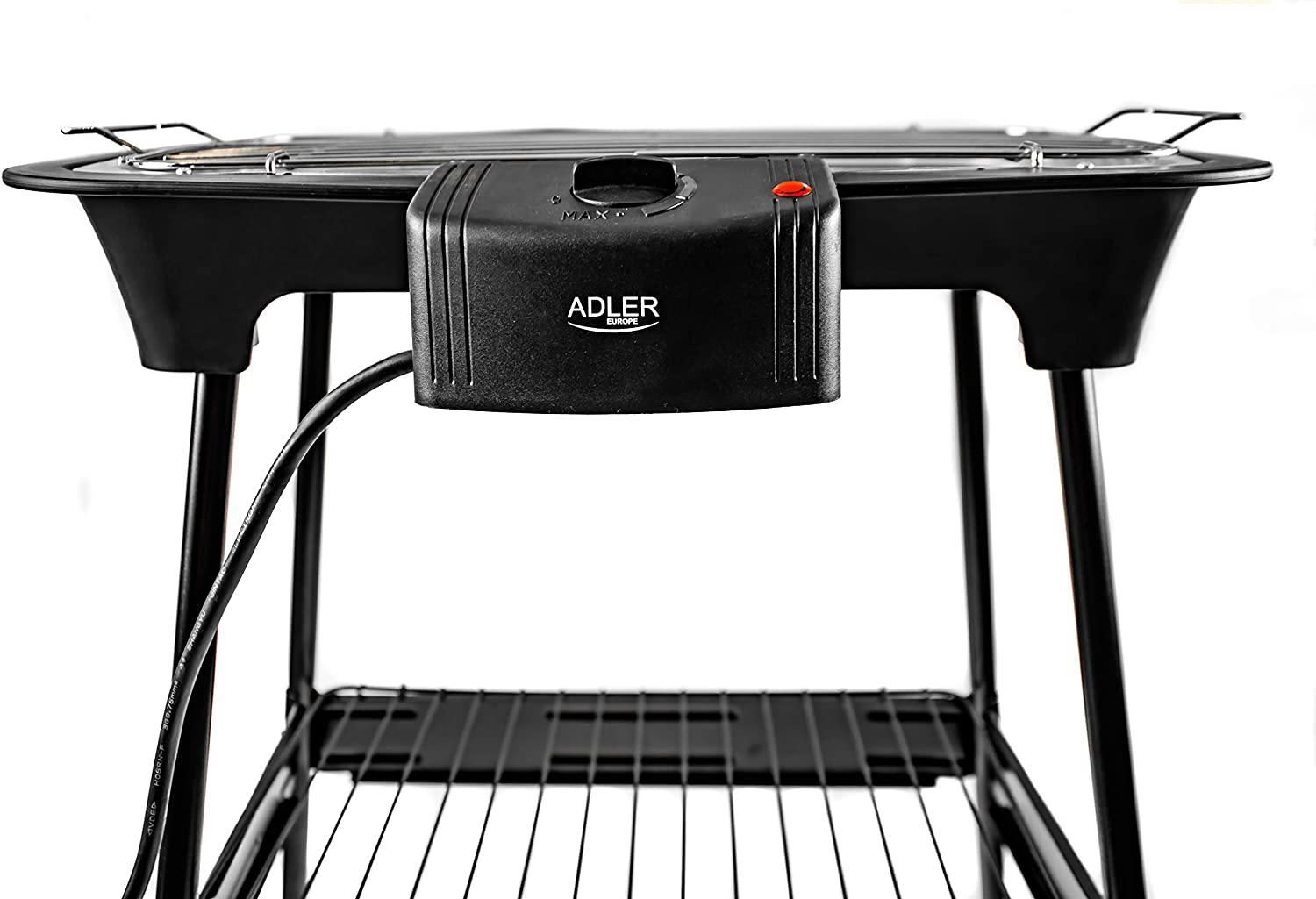 Fekete Adler elektromos grill vezérlőpanellel és alsó ráccsal.