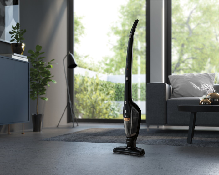AEG Steelstofzuiger 18 V (CX7-1-35BK)