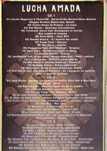 Ein CD-Cover mit Titellisten auf Spanisch, mit verschiedenen Logos und Text.