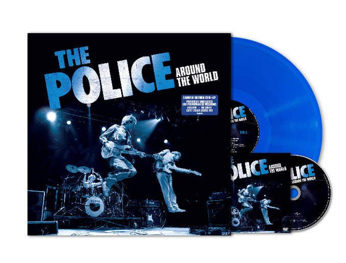 Albumcover und blaue Vinyl-Schallplatte mit Bandfoto auf weißem Hintergrund.