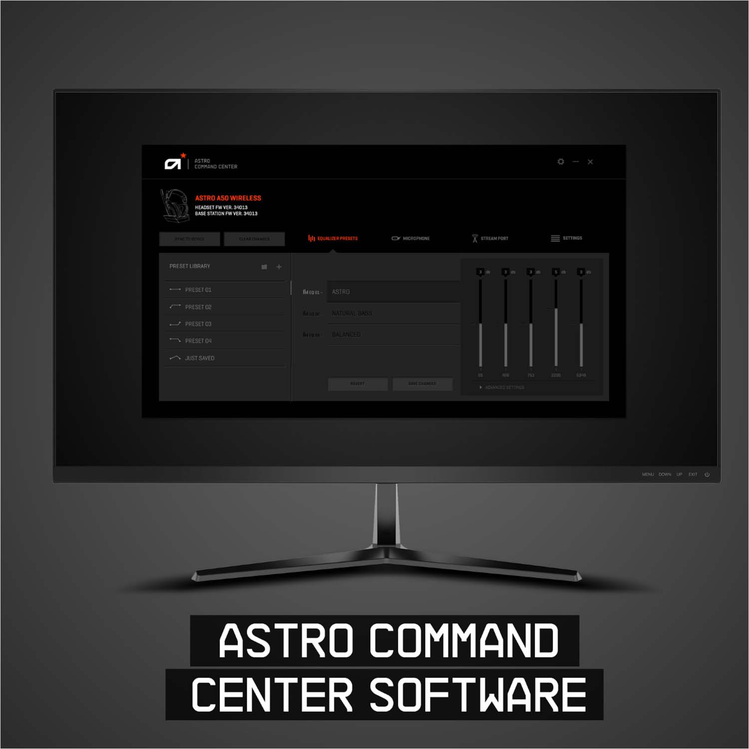 Écran d'ordinateur affichant l'interface du logiciel Astro Command Center. Écran noir avec texte blanc.