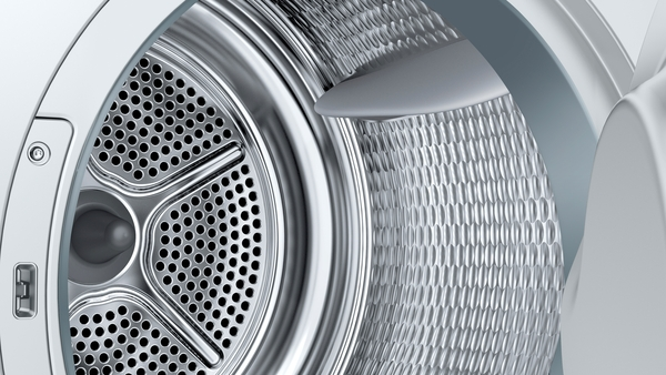 Sony soundbar met subwoofer, zwart, met productinformatie op een pagina.