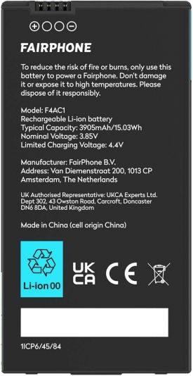 Batteria Fairphone nera e blu con testo, avvertenze e certificazioni.