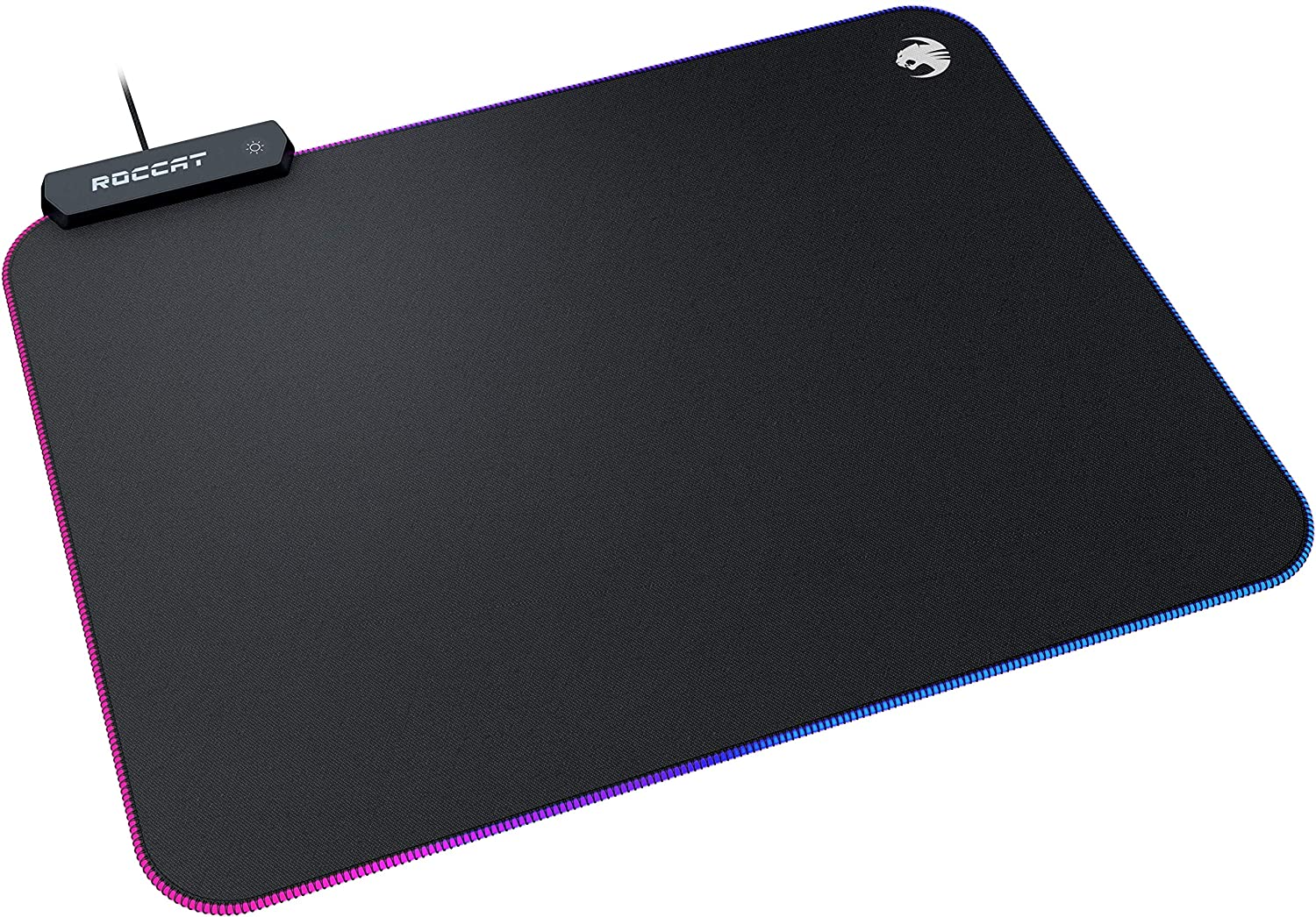 Zwarte Roccat muismat met kleurrijke randverlichting.