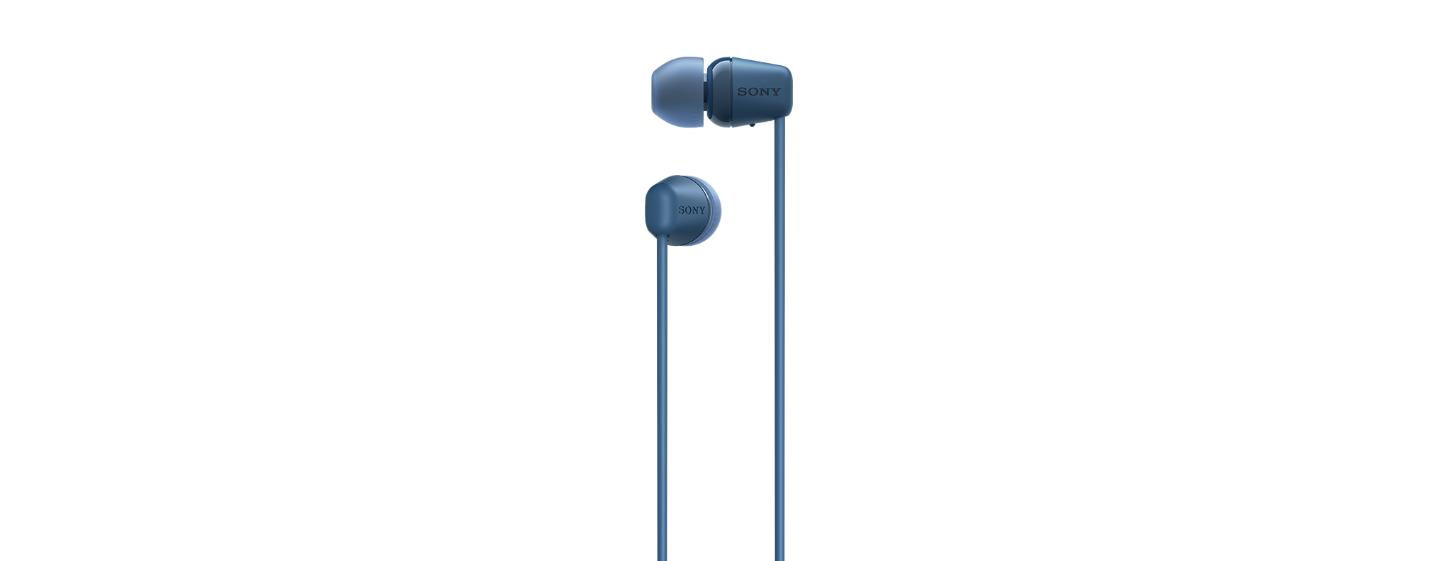 Blaue Ohrhörer mit Kabel und Mikrofon vor schwarzem Hintergrund.