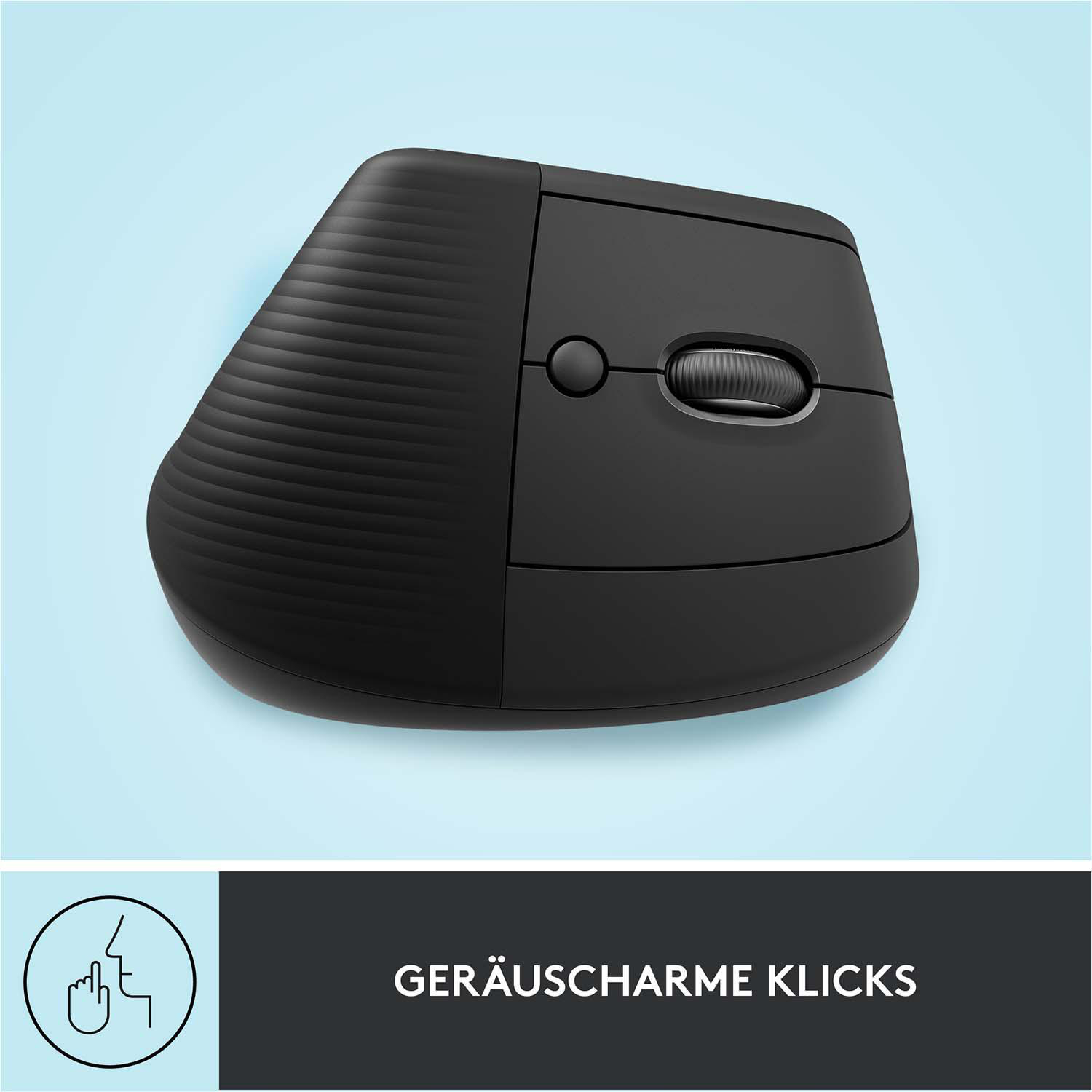 Schwarze ergonomische Maus mit Scrollrad auf hellblauem Untergrund. Seitentasten sichtbar.