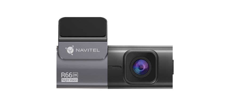 Navitel R66 2K fedélzeti kamera. Fekete és szürke design. Lencse előre néz. Fehér háttér.