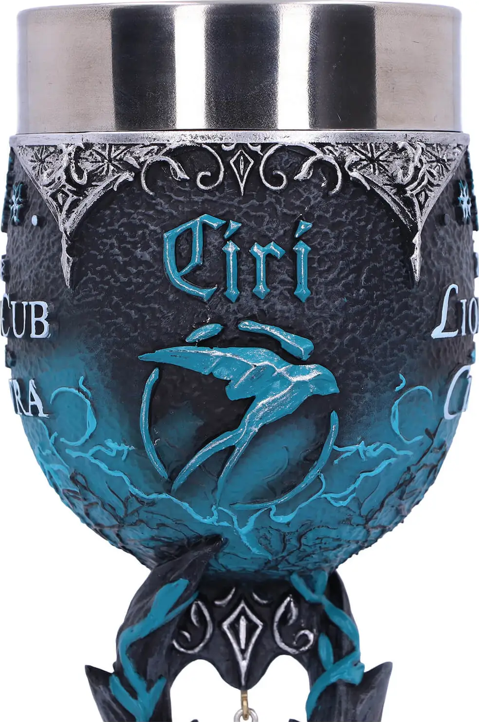 Gobelet décoratif avec des accents sarcelle. Le nom 'Ciri' et d'autres symboles sont visibles.
