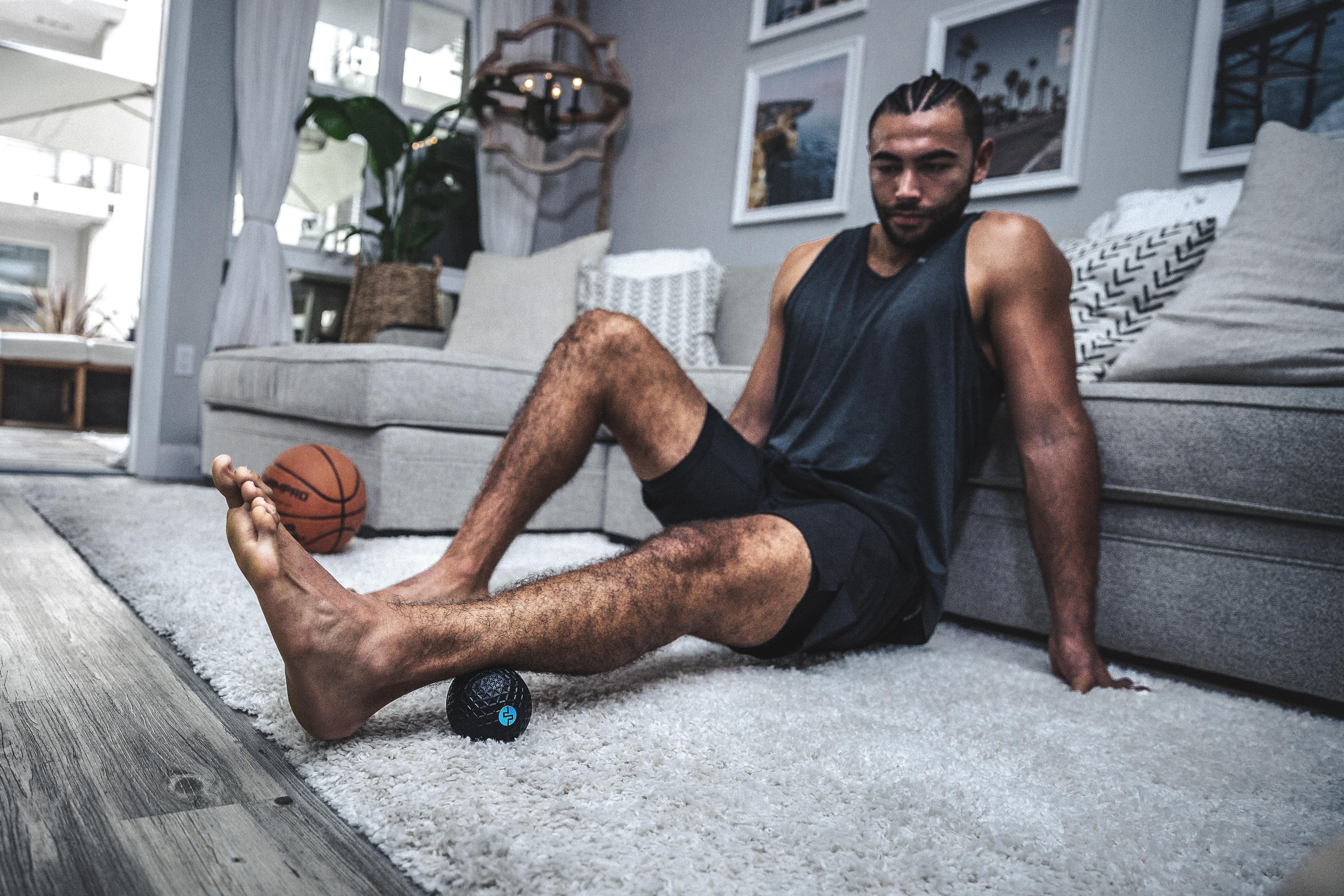COMPEX Molecule vibrierender Massagegerät, Schwarz