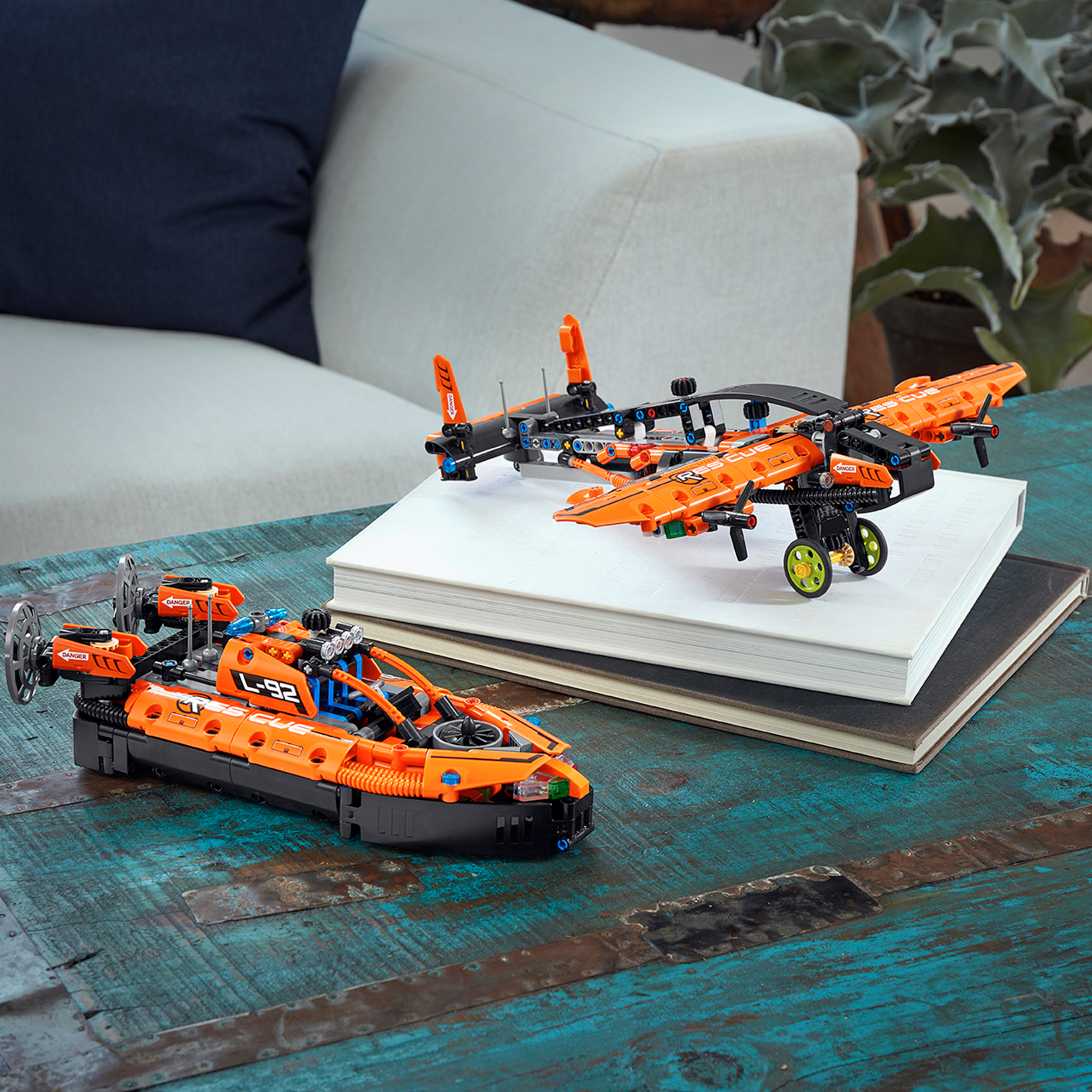 LEGO Technic 42120 Luftkissenboot für Rettungseinsätze Bausatz, Mehrfarbig