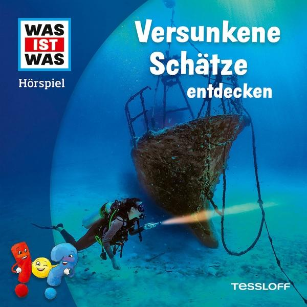 Unterwasserszene: Taucher erkundet ein Wrack mit einem Buchcover.