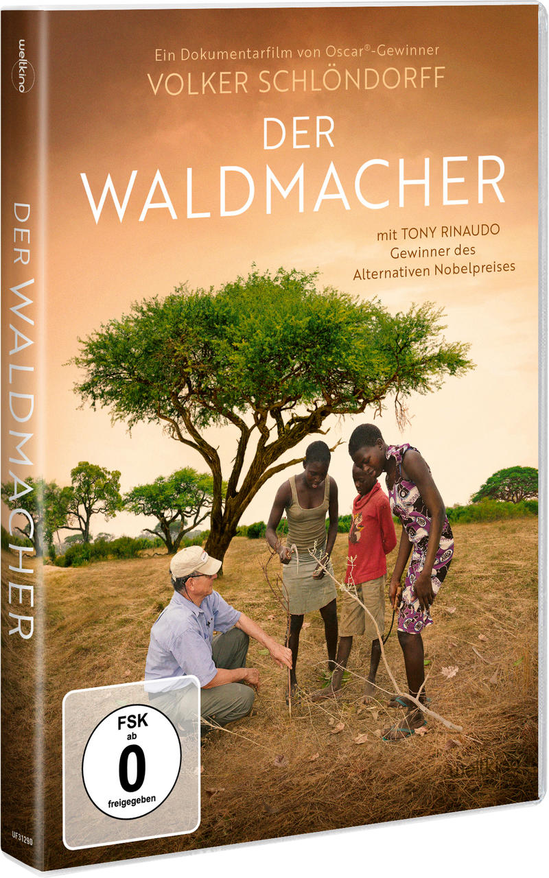 DVD-Cover für 'Der Waldmacher'. Menschen stehen in der Nähe eines Baumes. Ein Mann sitzt. Braune und grüne Farben.