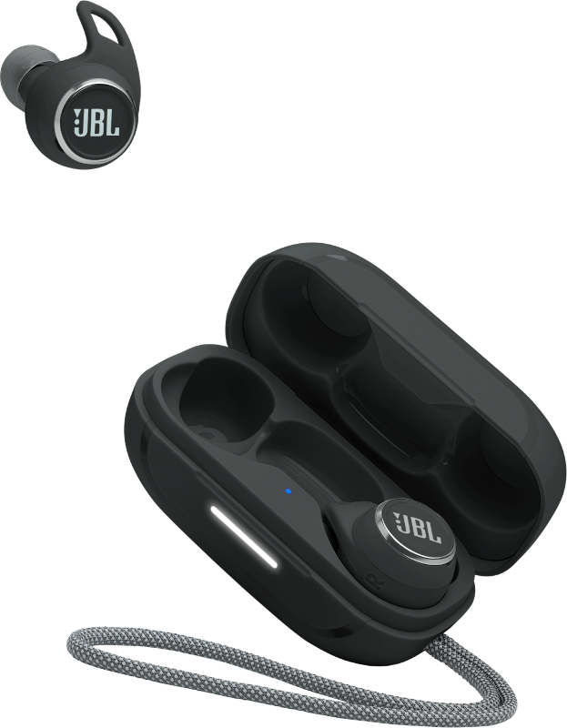 Schwarze JBL kabellose Ohrhörer, ein Ladecase und ein hellgrauer Riemen.