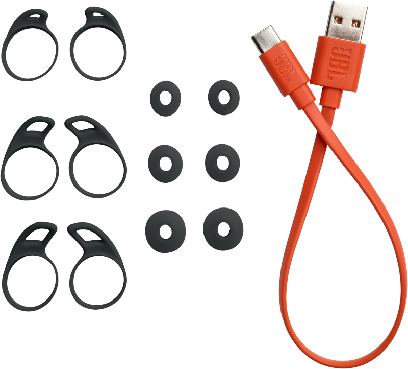 Kopfhörerzubehör: Ohrstöpsel, Wingtips und ein orangefarbenes Ladekabel mit USB-C-Anschluss.