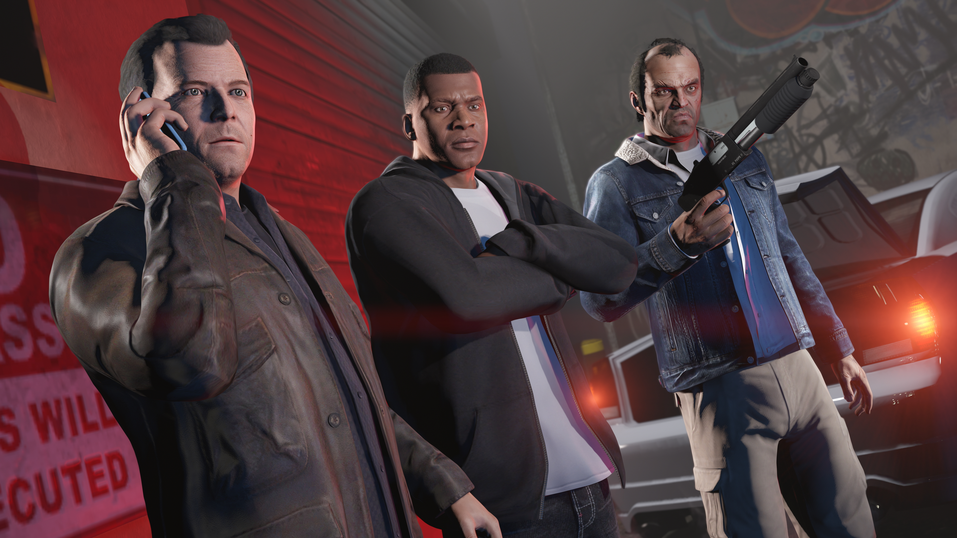 Drei Männer aus Grand Theft Auto V stehen zusammen, einer hält eine Schrotflinte, ein anderer telefoniert.