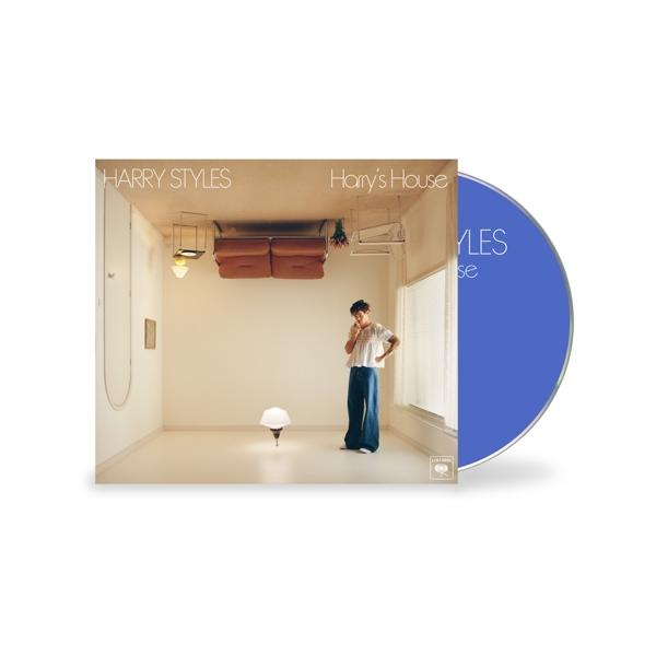 Harry Styles album borítója. A borítón egy szoba és egy CD látható.