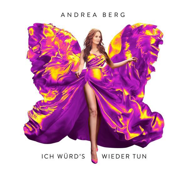 Albumcover mit Andrea Berg, in einem lila Kleid und Schmetterlingsflügeln, auf weißem Hintergrund. Goldakzente.