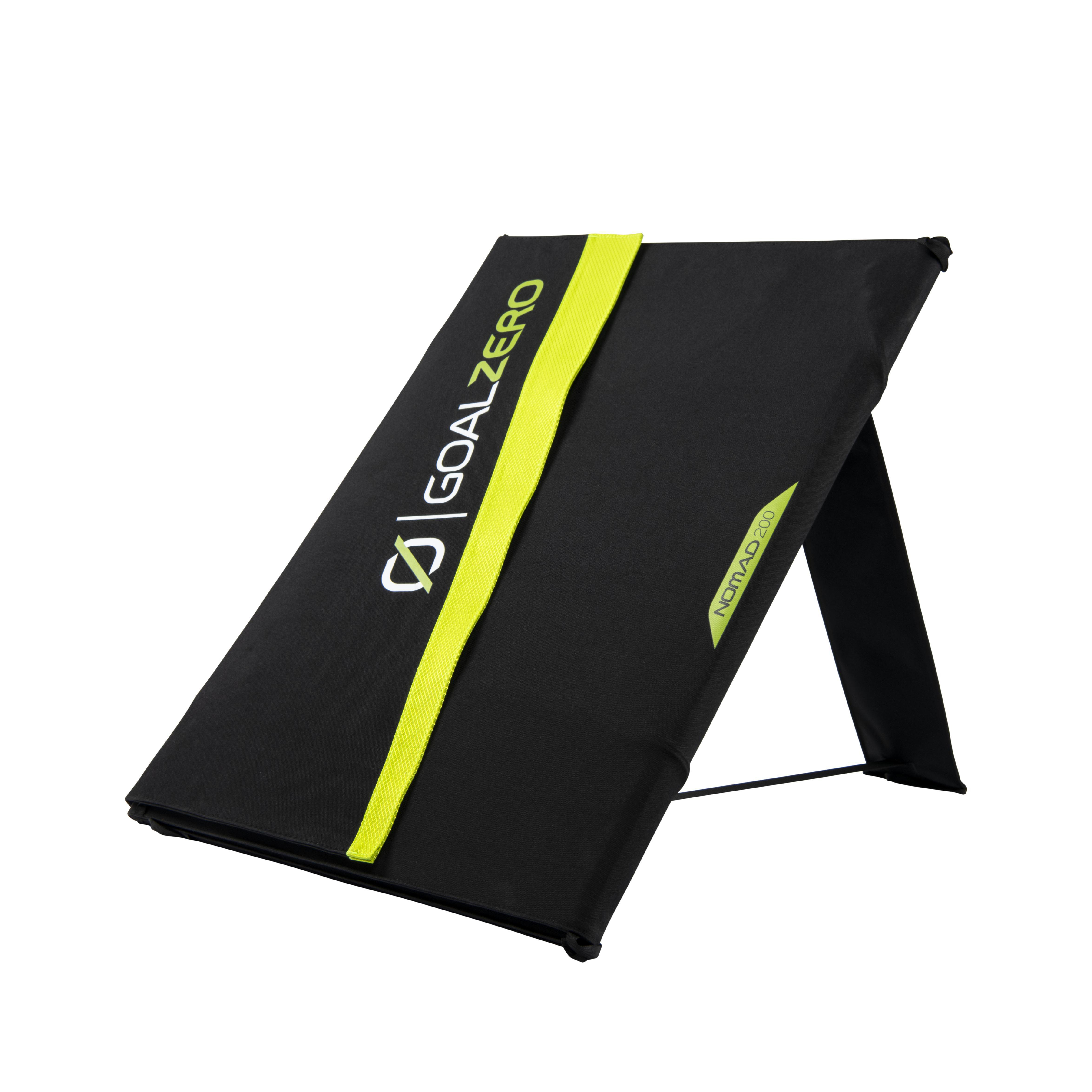 Schwarzes Solarpanel mit gelbem Riemen und weißem Logo auf weißem Untergrund.