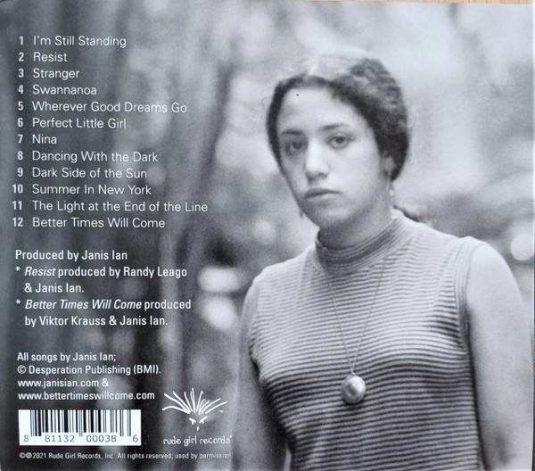 Dos du boîtier de CD avec texte et photo en noir et blanc d'une femme.