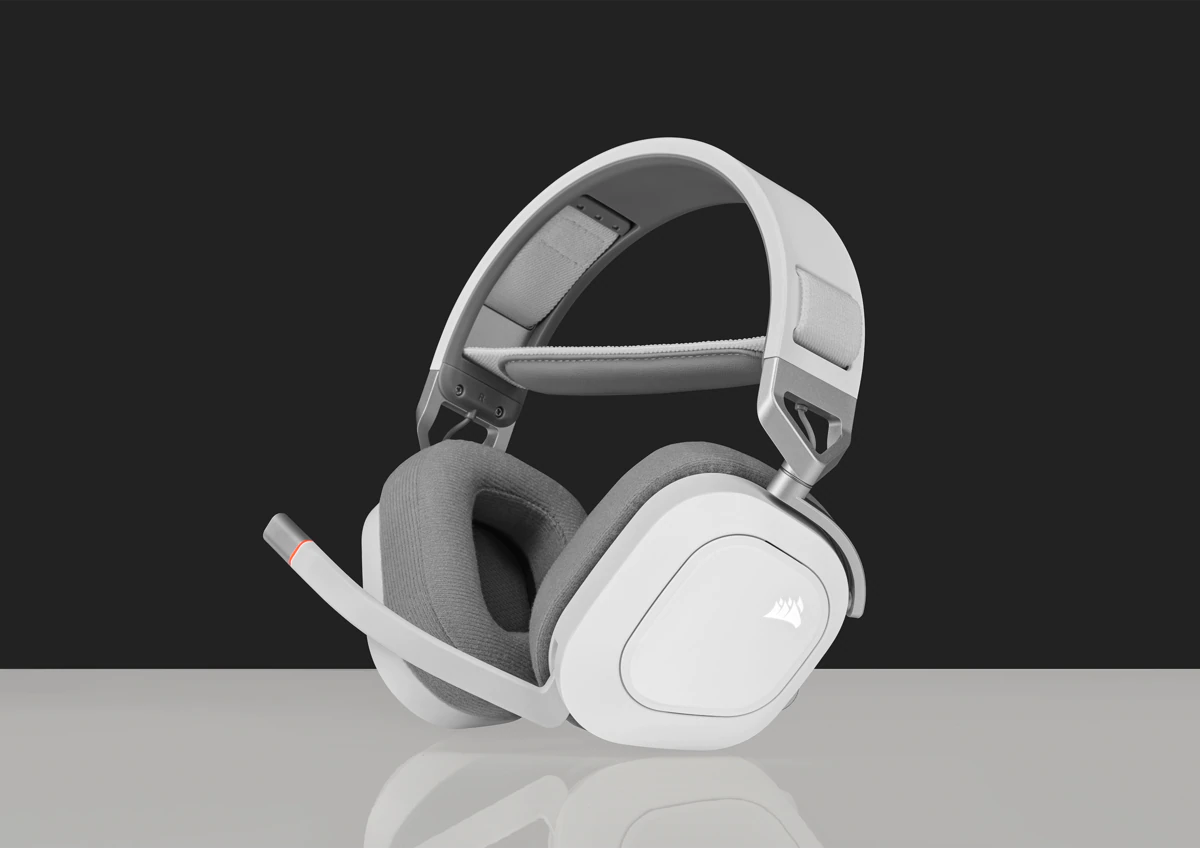 Weißes und graues Gaming-Headset mit Mikrofon. Das Headset hat ein Corsair-Logo.