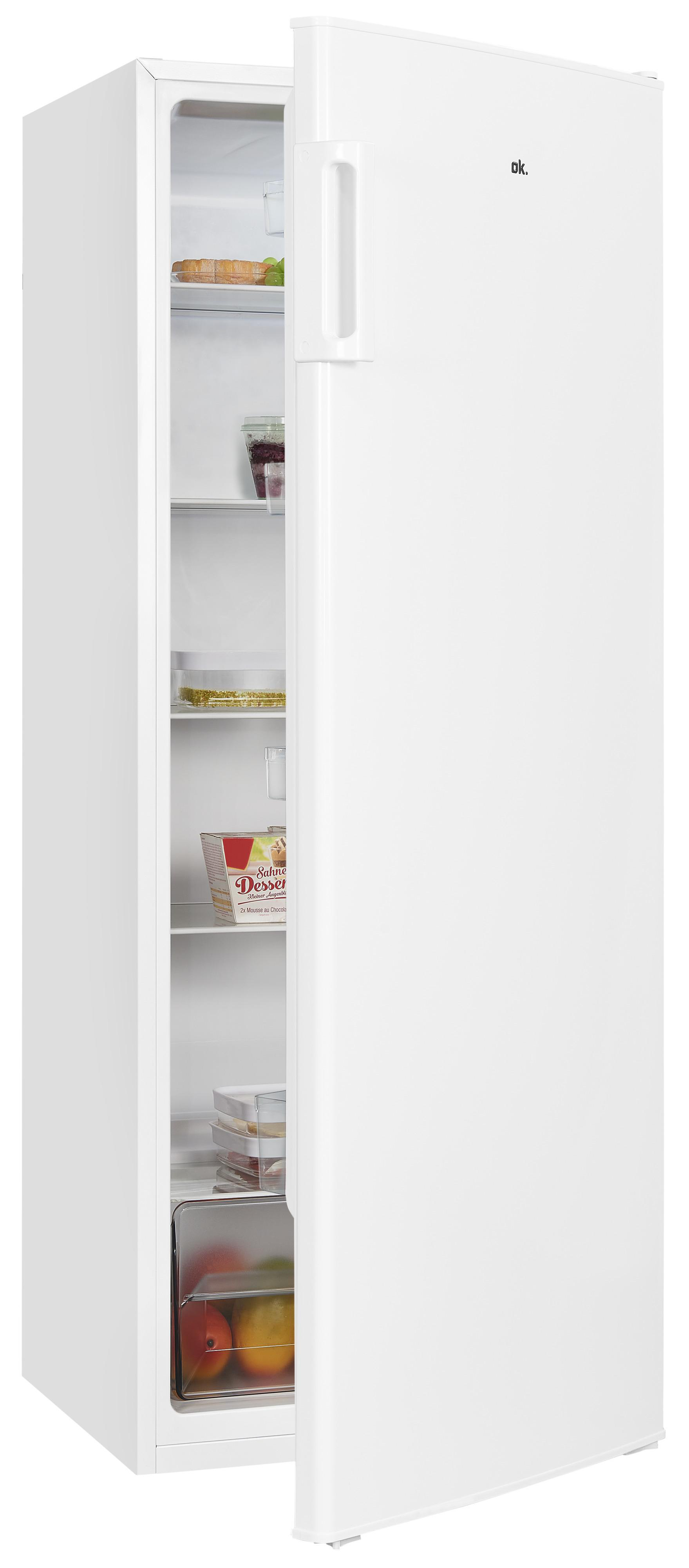 Ein weißer Kühlschrank mit offener Tür, die Regale und Inhalte zeigt.