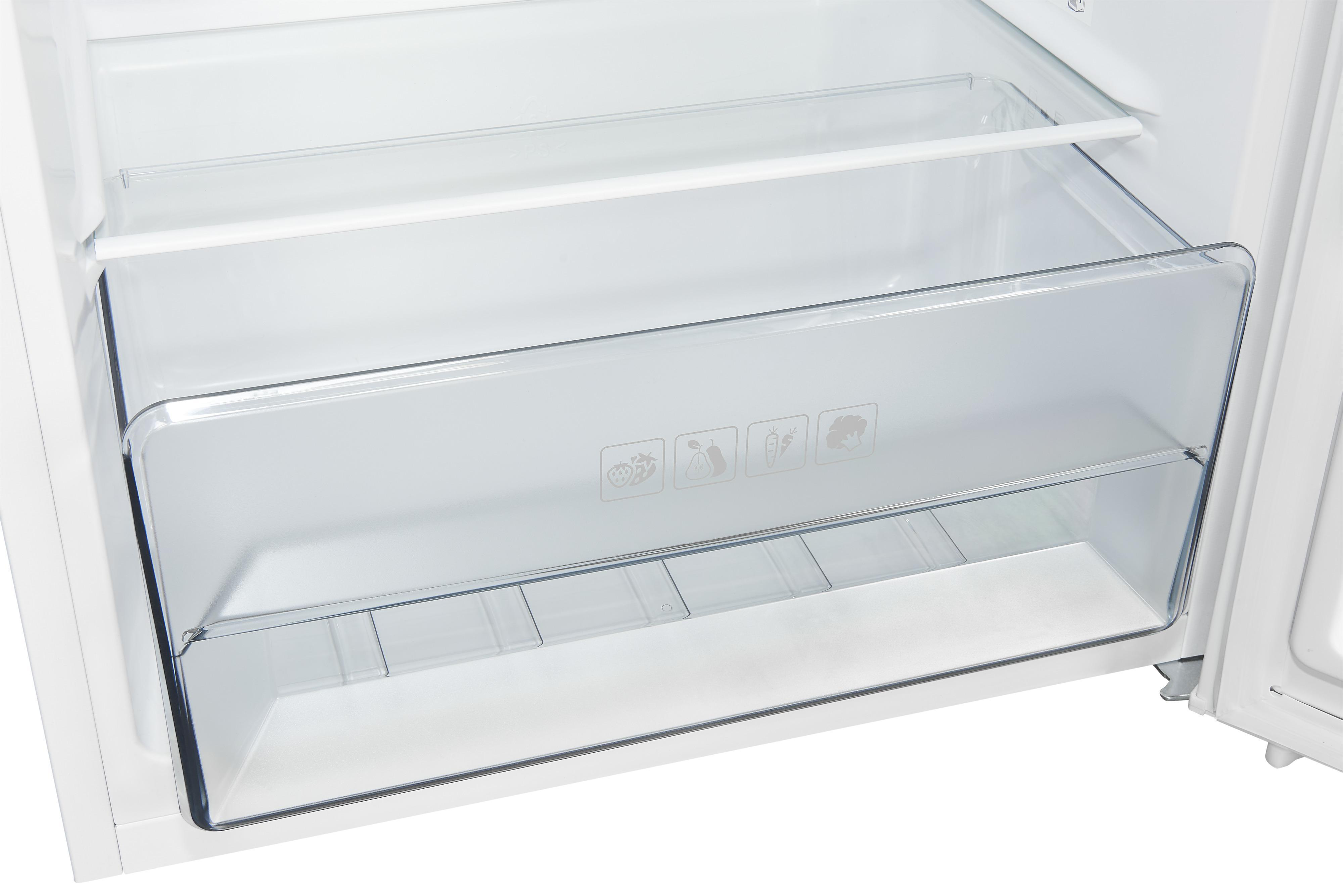 Ein weißer Kühlschrankinnenraum mit transparenten Schubladen und Regalen, offen.