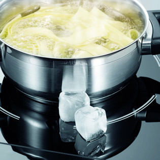 SEVERIN DK1031 Dupla indukciós főzőlap, kerámia, Ø 21cm x 2, 3400W, fekete