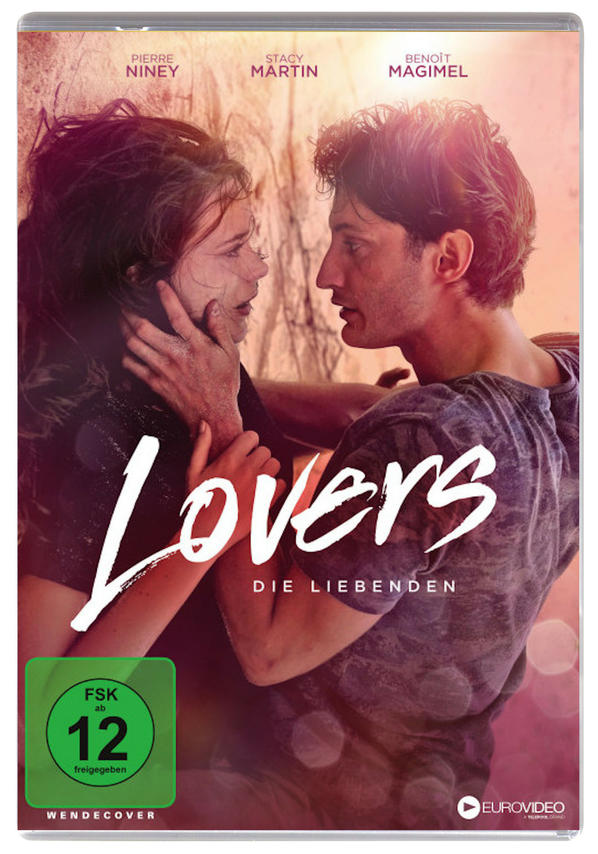 DVD-Cover für 'Lovers', mit zwei sich umarmenden Personen. Der Titel steht in großen weißen Buchstaben.