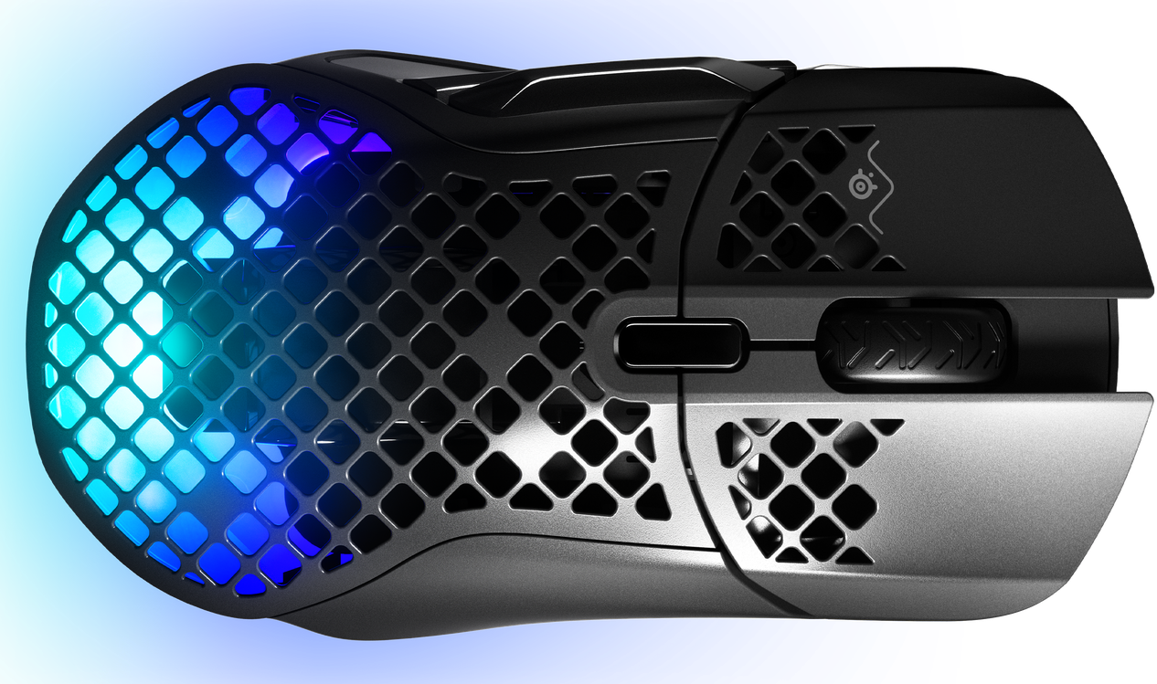 Fekete gaming egér RGB világítással, méhsejtmintával és görgetőkerékkel.