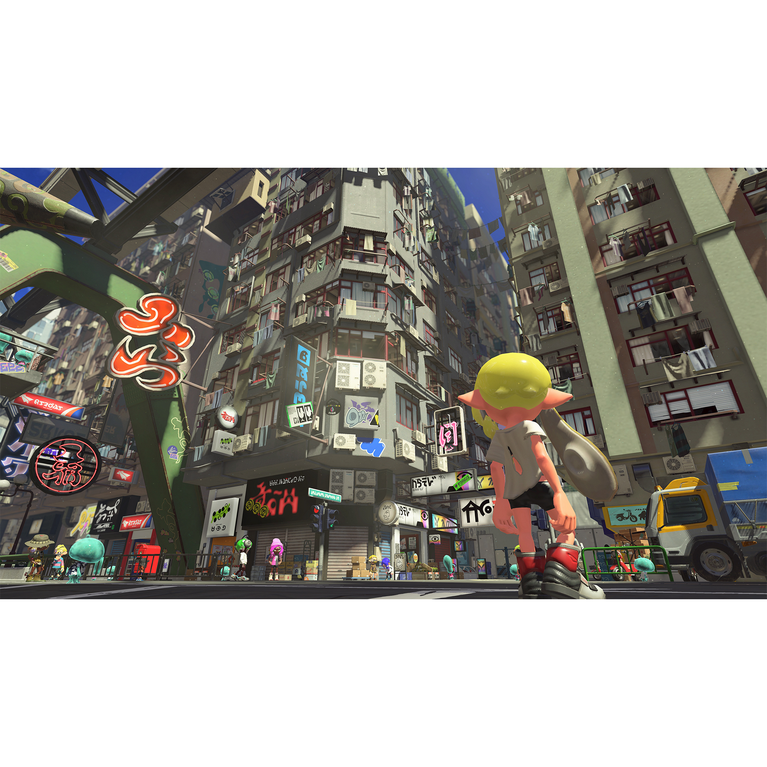 Escena de videojuego con un personaje en un entorno urbano con edificios y letreros, colores brillantes.
