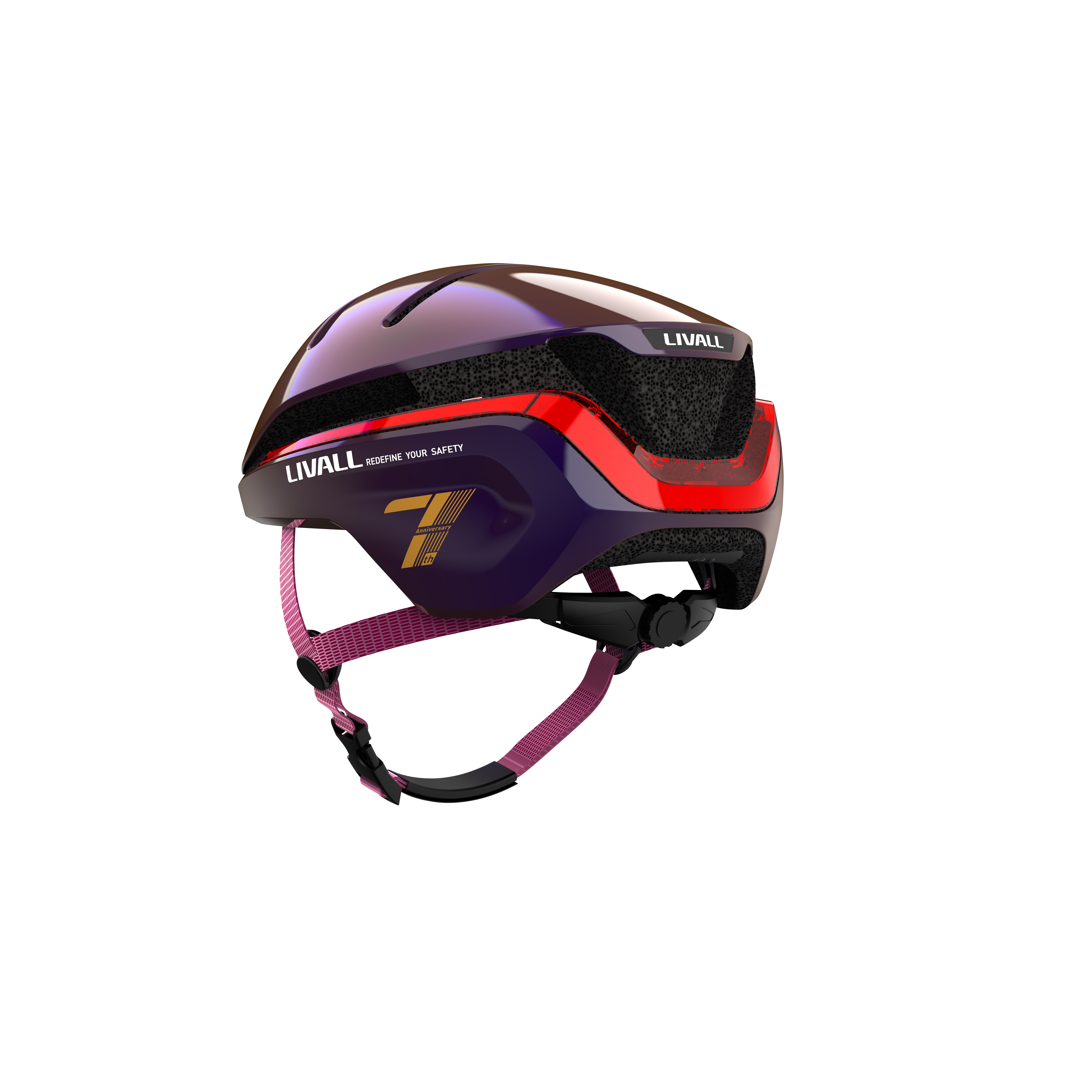 Ein lila und schwarzer Livall-Helm. Er hat ein rot-schwarzes Visier und einen rosa Riemen.