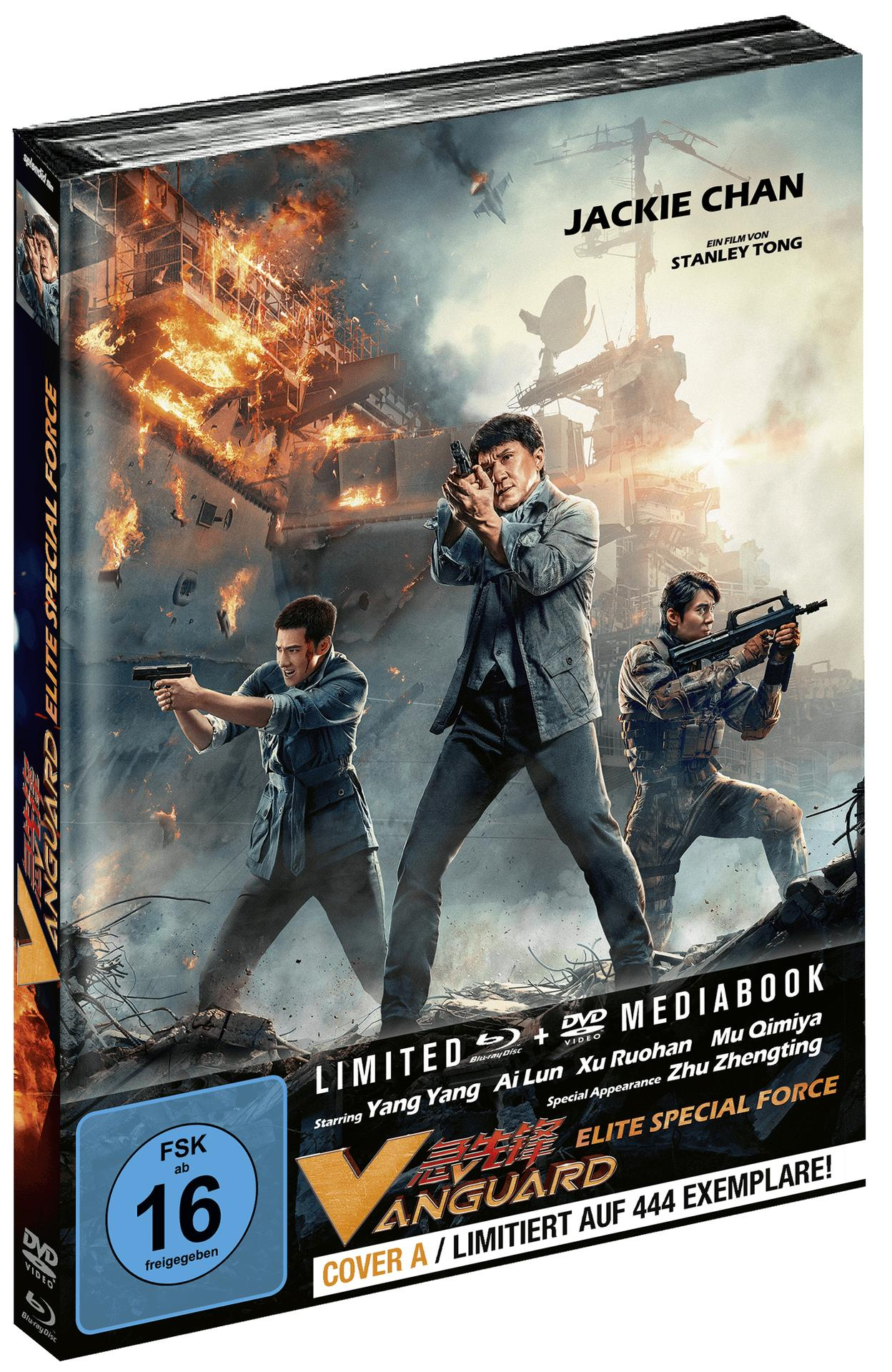 Filmcover mit drei Personen, die Waffen halten, Jackie Chan.