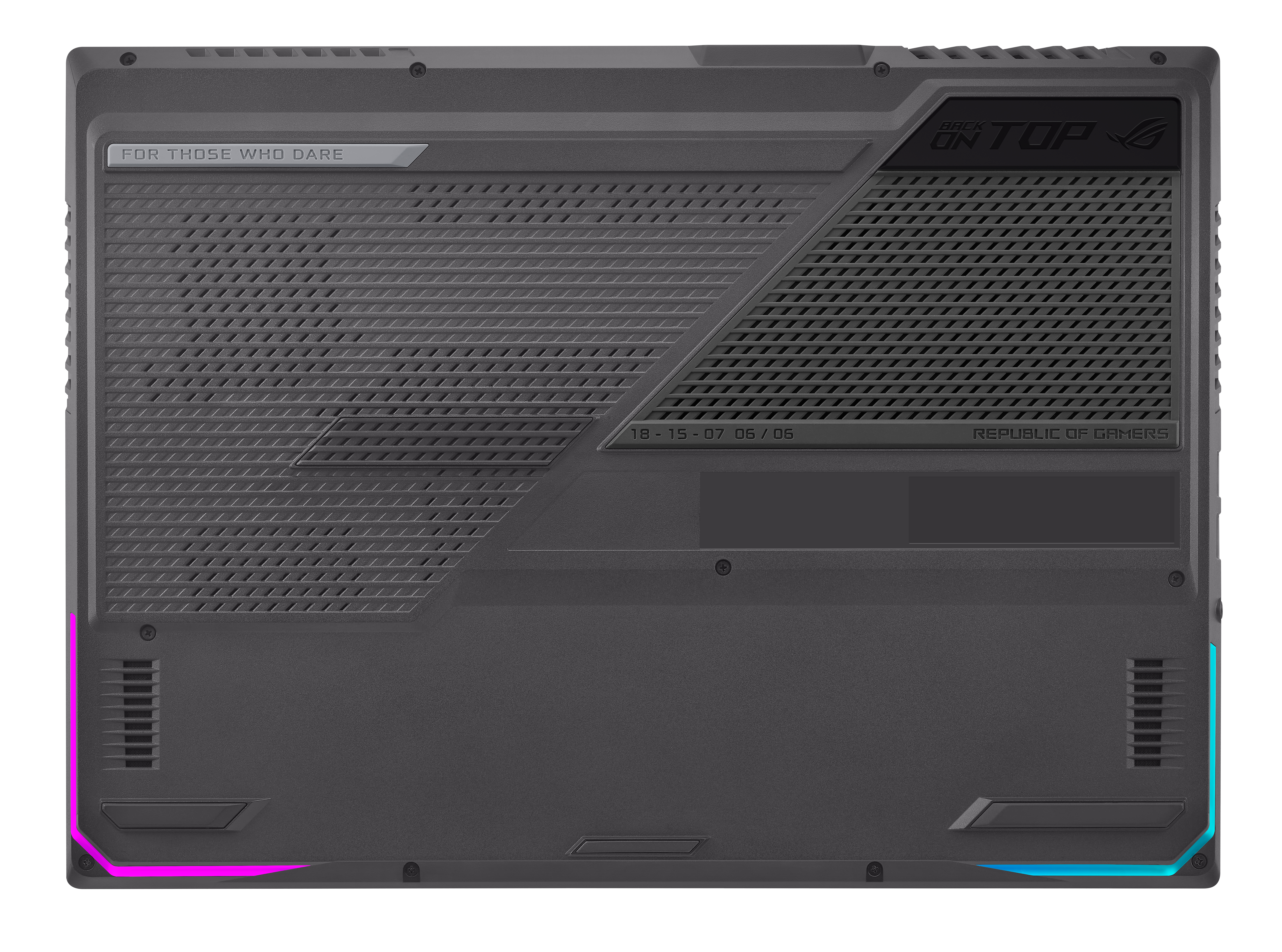 Parte trasera de un portátil negro con diseño de ventilación, luces de colores y texto: 'FOR THOSE WHO DARE'.