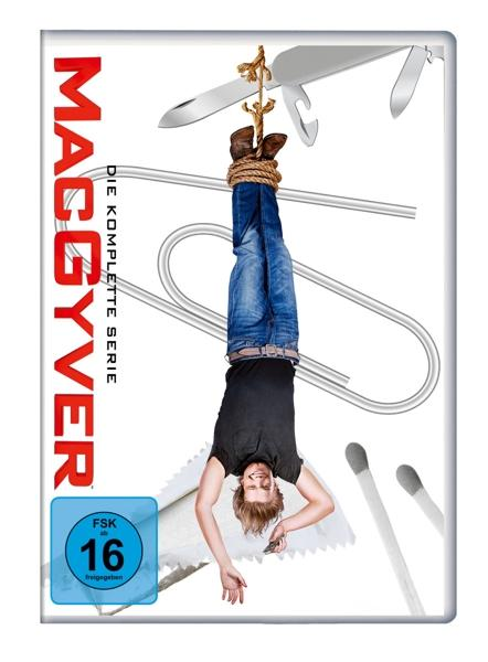 DVD-Cover von MacGyver. Ein Mann hängt kopfüber, an einer Büroklammer gefesselt. Text und Logo sind sichtbar.
