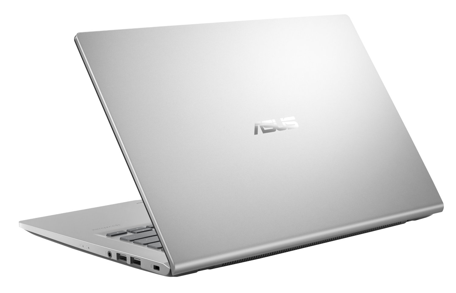 Un portátil plateado, cerrado, con el logotipo de ASUS en la parte trasera, en ángulo para mostrar el teclado y los puertos.