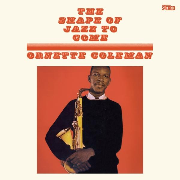 Album borító, egy ember szaxofonnal egy vörös háttér előtt, Ornette Coleman.